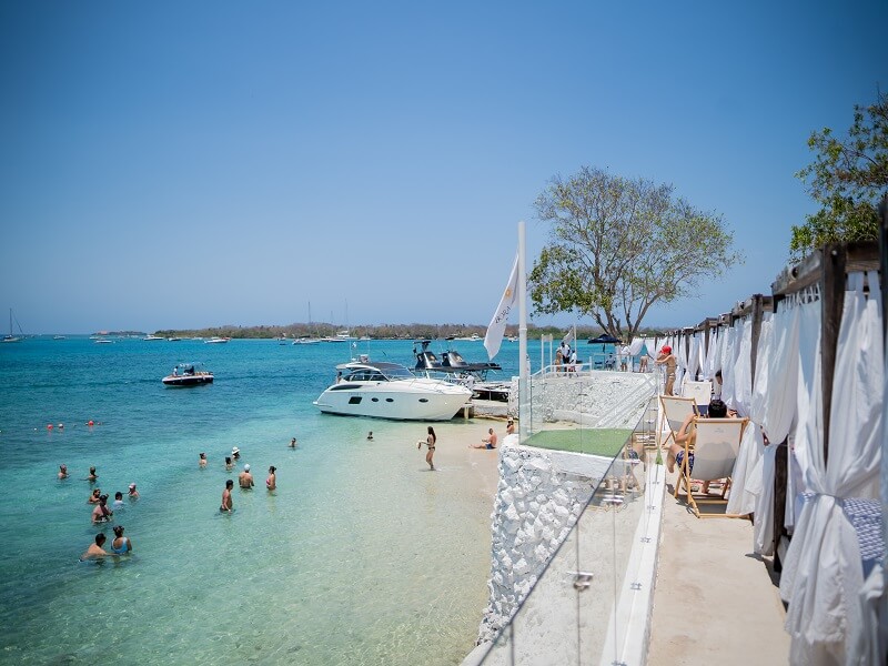 Bora Bora Beach Club - Image 17