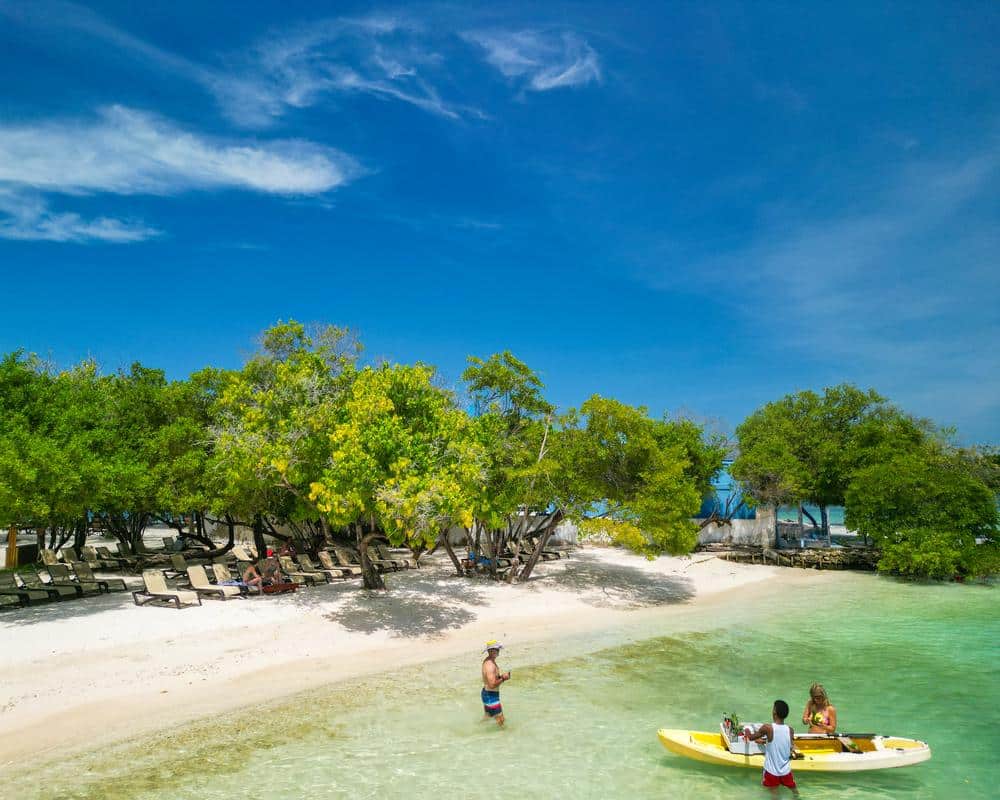 Rosario de Mar - Image 14