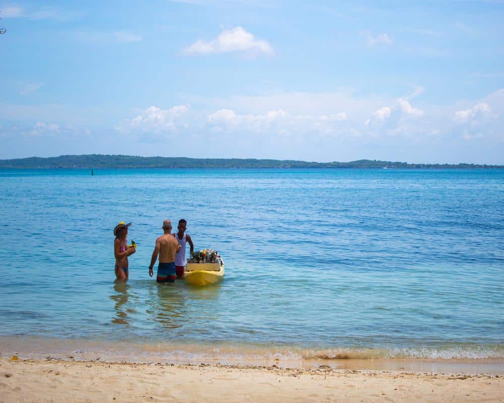 Rosario de Mar - Image 13